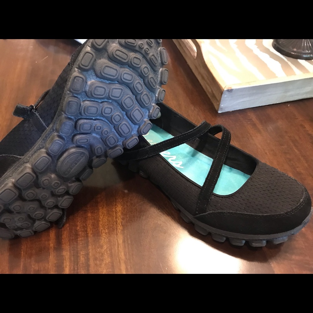 Sketchers Memory foam shoes black